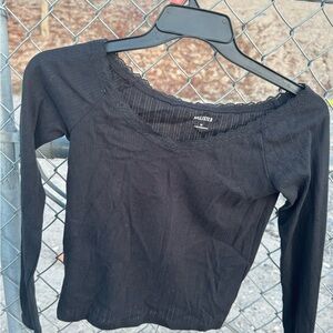 Hollister Women's Black Long Sleeve Top